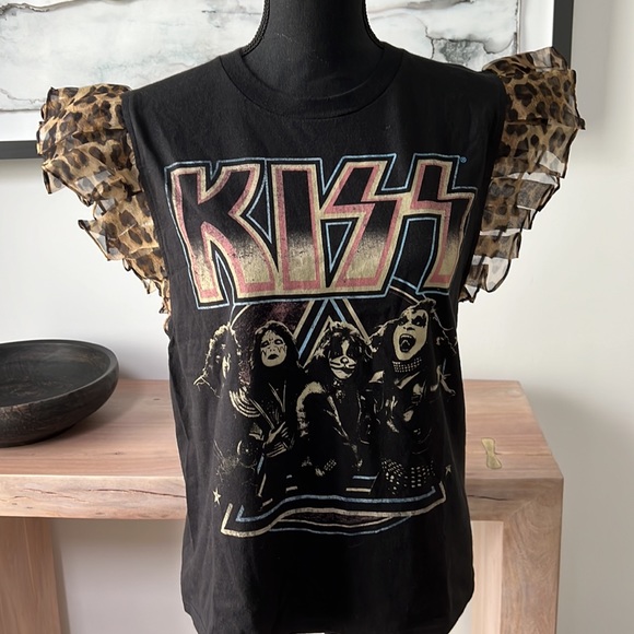 RARE 💋 alice + oliva MILLER BOYFRIEND TANK WITH RUFFLE SLEEVES size M/L NWT - Picture 6 of 10